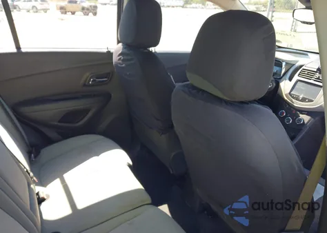 2016 Chevrolet Trax 1Ls z USA, uszkodzony, nr VIN 3GNCJKSB3GL276827